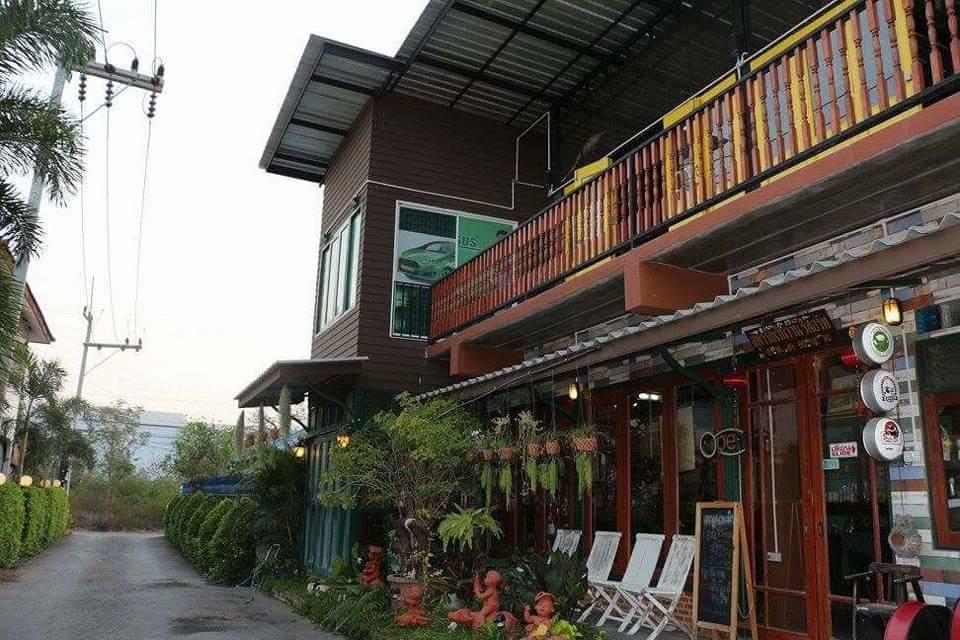 סופאן בורי Suphan Wanwarn Resort מראה חיצוני תמונה